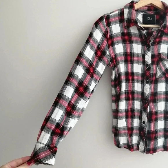 Rails Hunter Plaid Button Up Black White Red Brushed Rayon Small (XS/S) - Picture 6 of 15